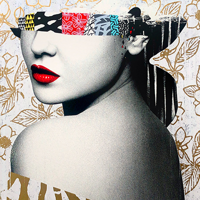 resized image of Le Buste II Metallic Gold